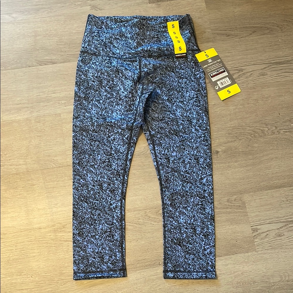 NWT Kirkland Signature Blue Leggings Comfortable Knit  active crop Bottoms small